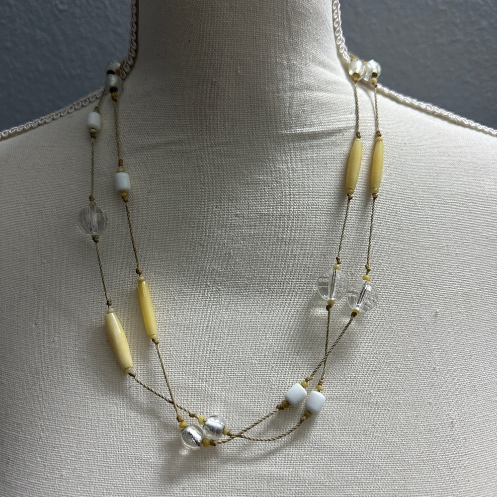 Elegant Yellow and White Glass Beaded Necklace